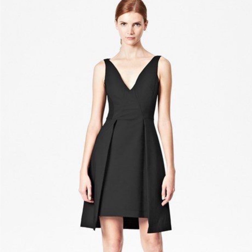 FRENCH CONNECTION BLACK V NECK LINED DRESS NWOT SIZE 12